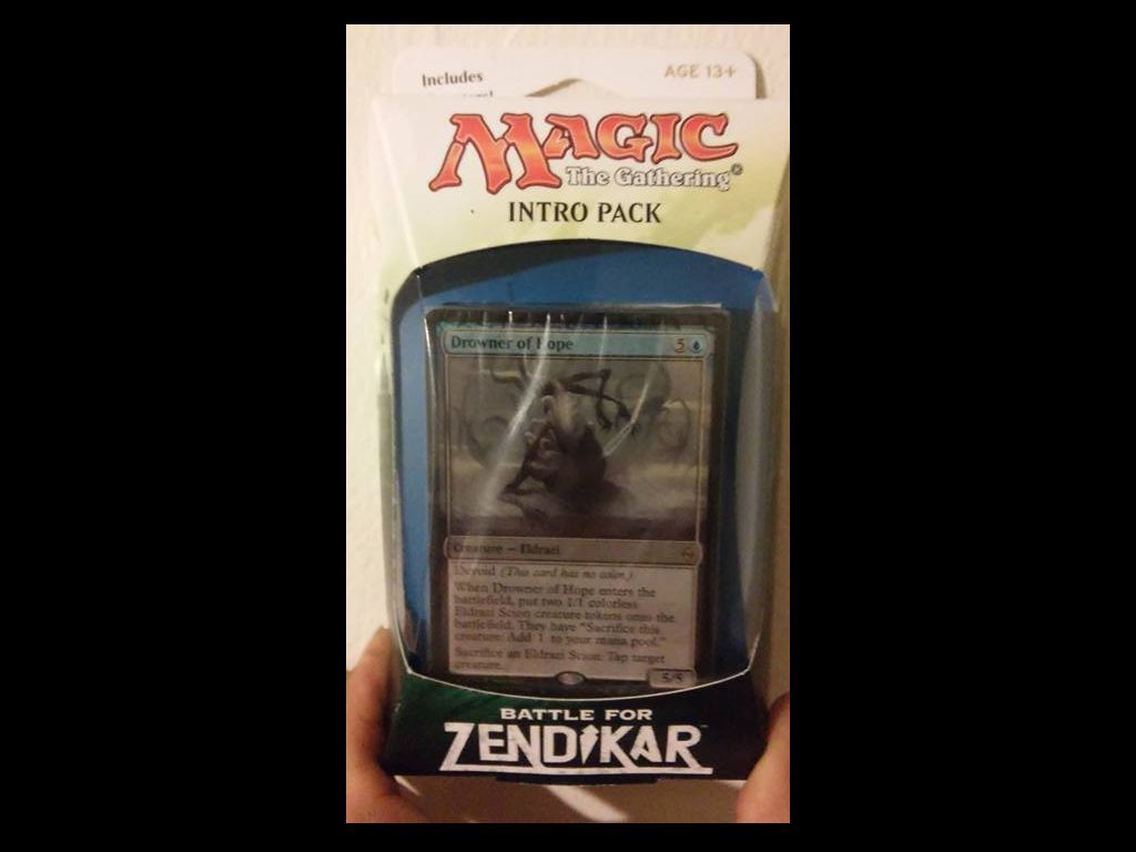 Magic the Gathering: MTG Battle for Zendikar: Intro Pack/Theme Deck: Drowner of Hope (Includes 2 Booster Packs & Alternate Art Premium Rare Promo) Blue